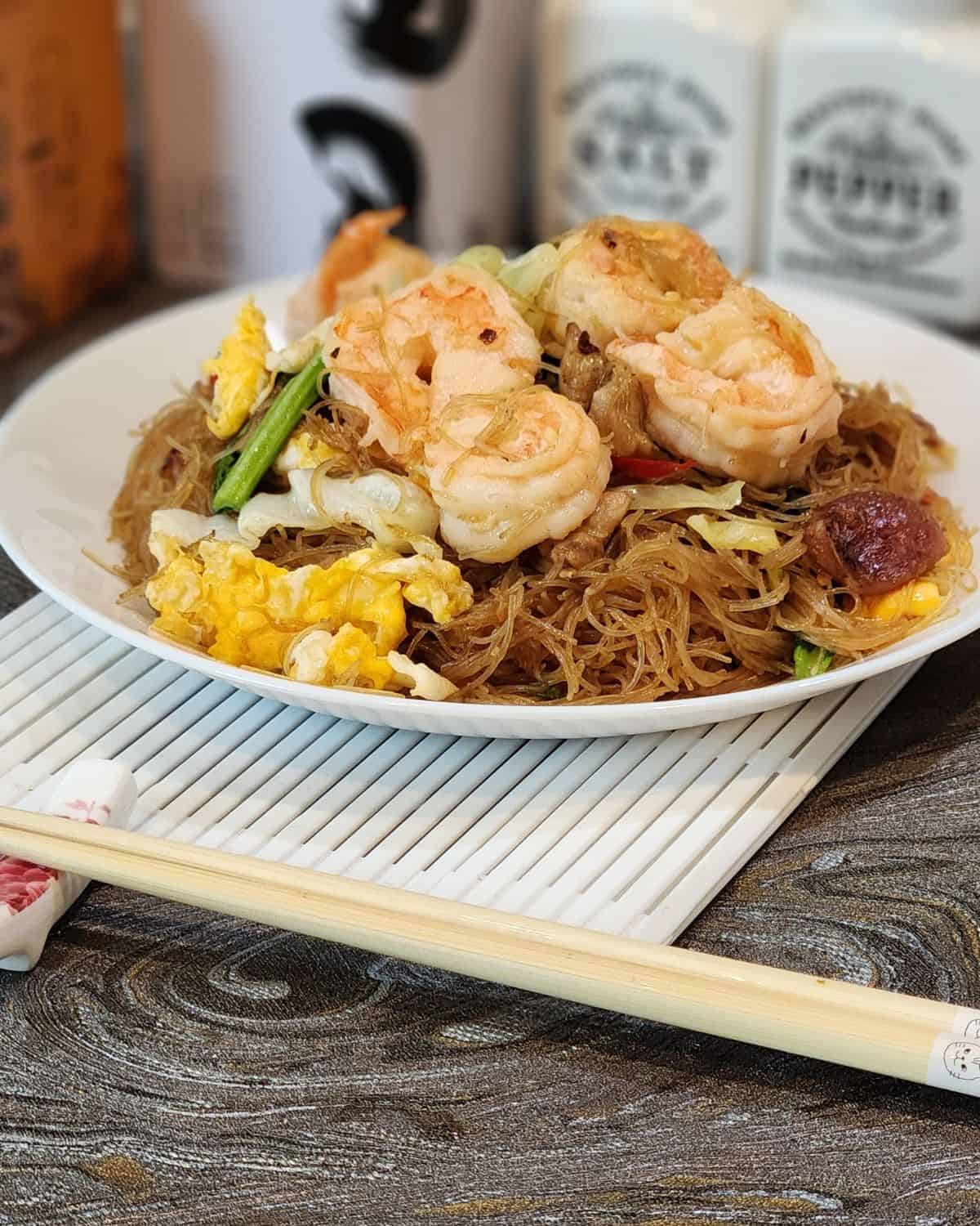 A plate of shrimp chow mei fun or fried vermicelli or bihun goreng.