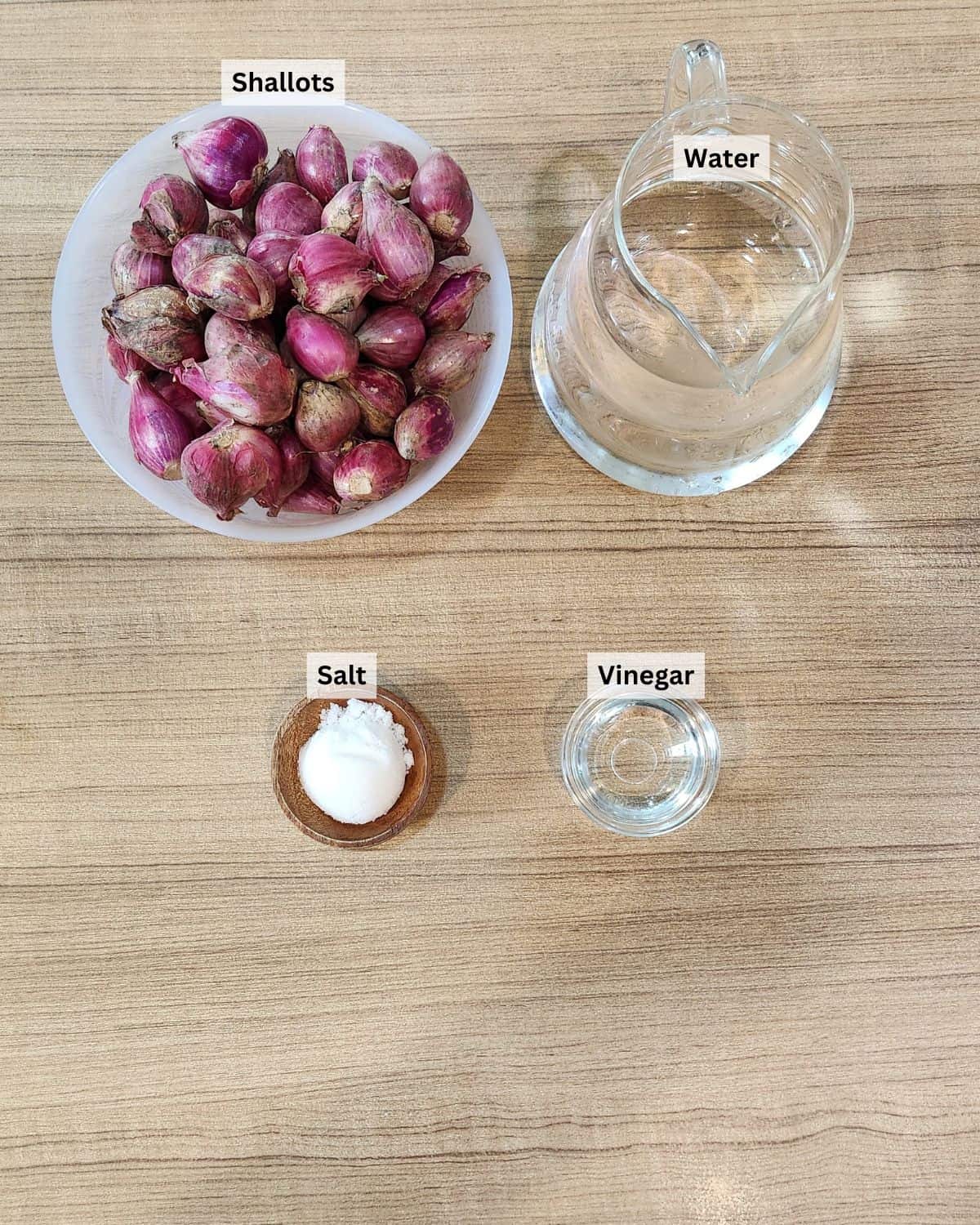 Crispy fried shallots ingredients with labels.